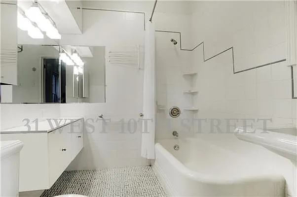 Rented by R New York | media 45