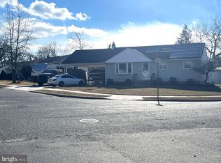 510 Johnson Pl, Magnolia, NJ 08049