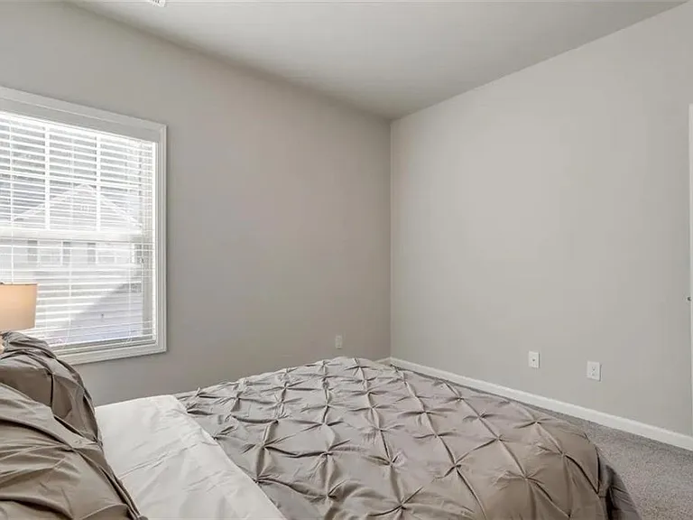 2525 Norwood Park Xing — Photo 25
