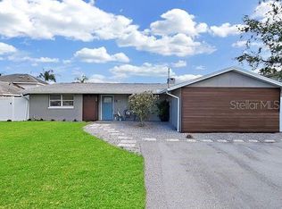 5545 Manatee Point Dr, New Pt Richey, FL 34652