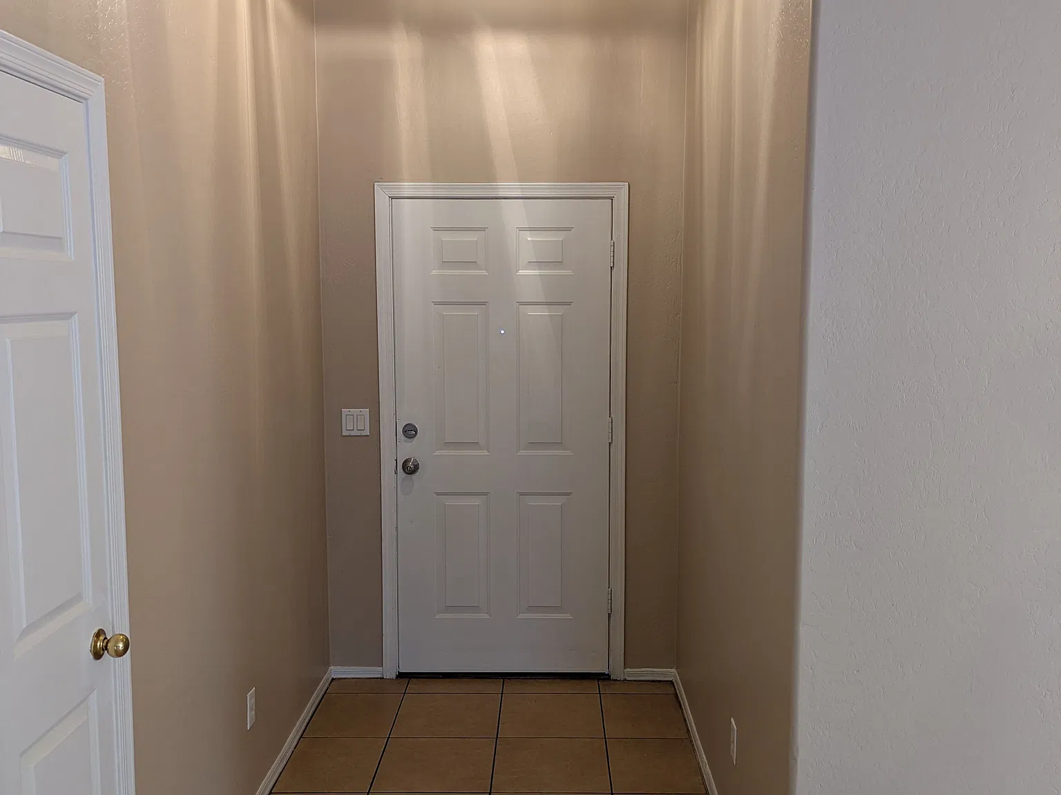 4 bed, 1735 sqft, $2,500 — Photo 2