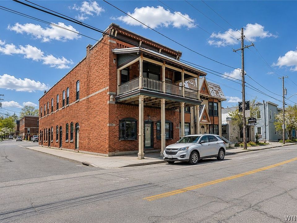 1st image of 4 Arlington Arms