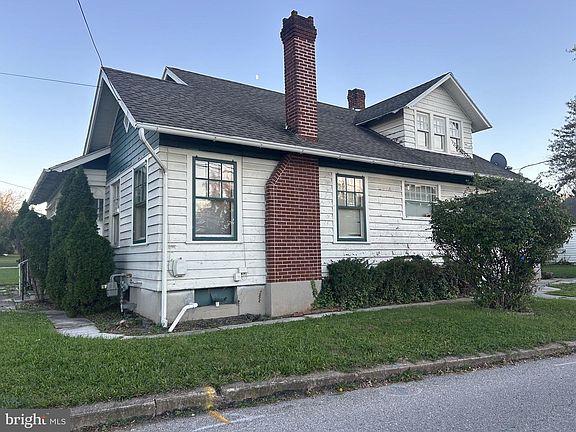 3rd image of 3650 Carlisle Rd