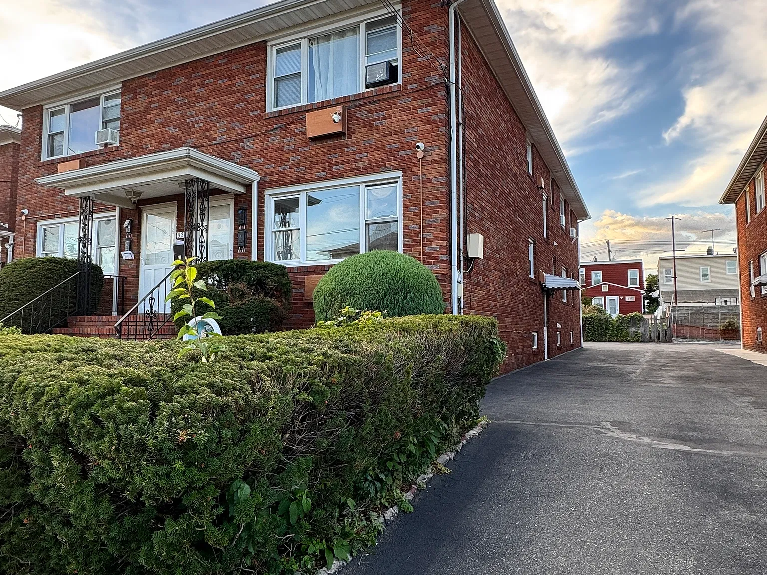 2 bed, $2,250 — Photo 1