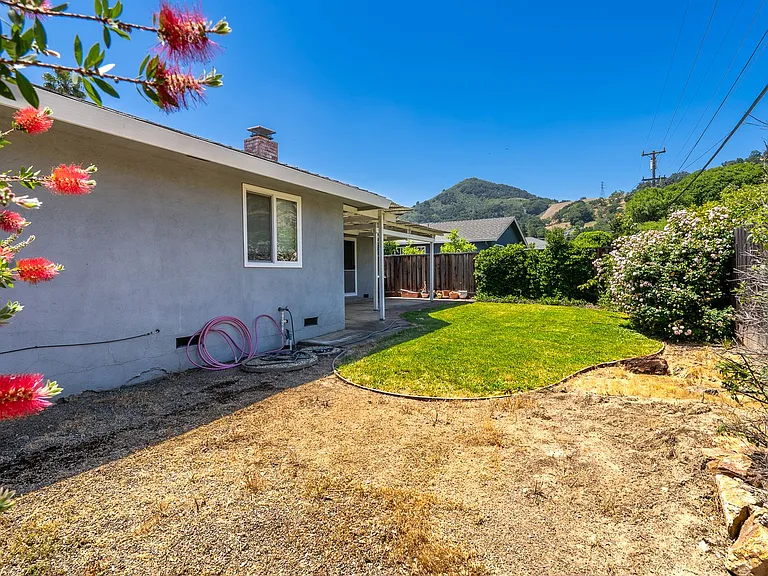 315 Heidi Dr — Photo 20