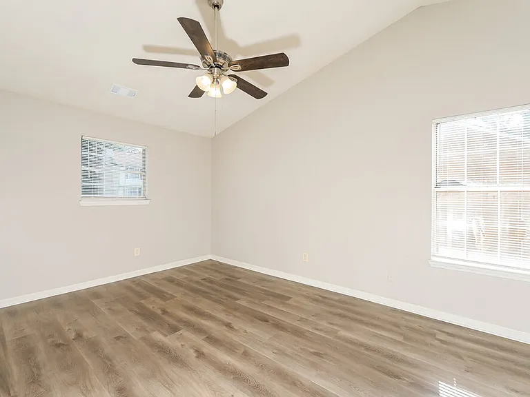6164 Saint Christophers Ct — Photo 10