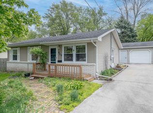 908 N East St, Fenton, MI 48430