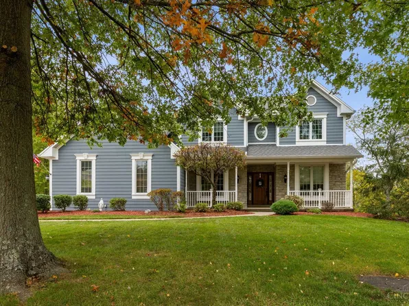 3130 Apple Orchard Ln, Cincinnati, OH 45248