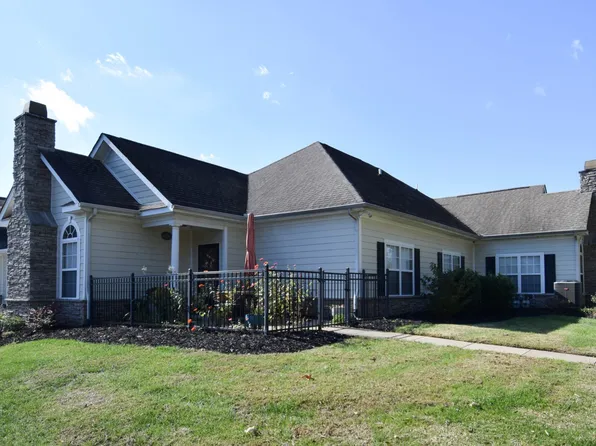 825 S Browns Ln APT 404, Gallatin, TN 37066