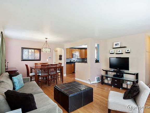 Living Room/Dining Room