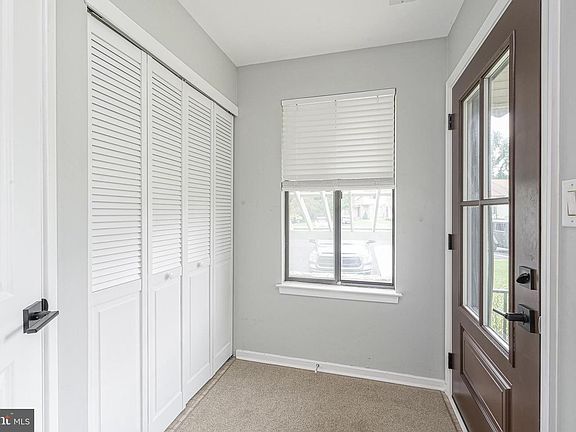 4th image of 109 Avignon Way