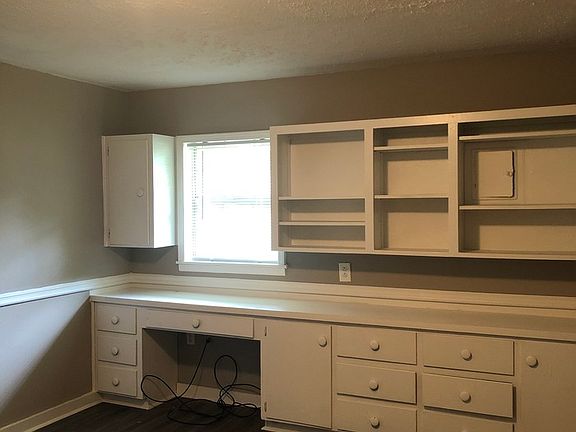 4th image of 1115 Wooddell Dr