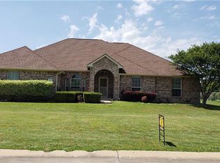 101 Valen Dr, Fate, TX 75189