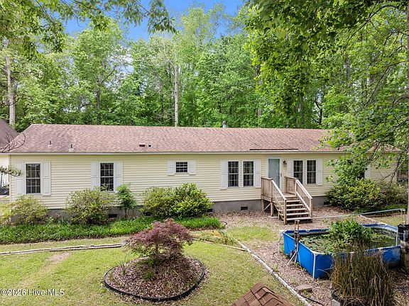 3rd image of 209 Old Ironsides Road