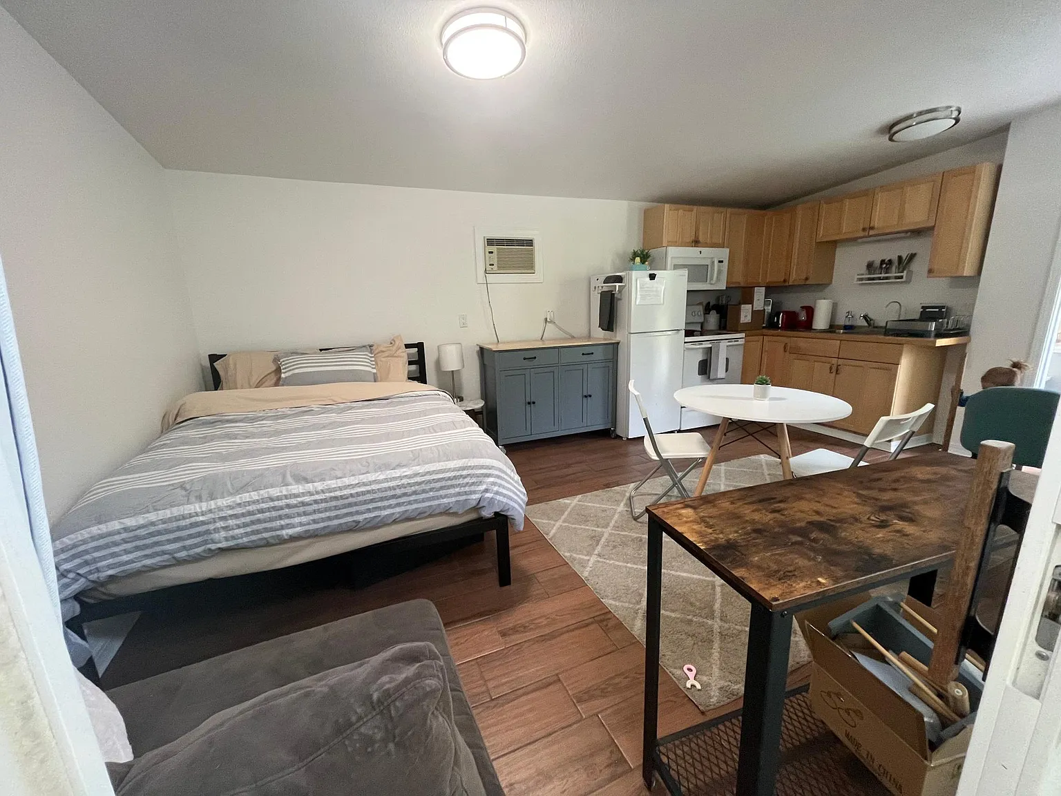 Studio, 400 sqft, $1,095 — Photo 4