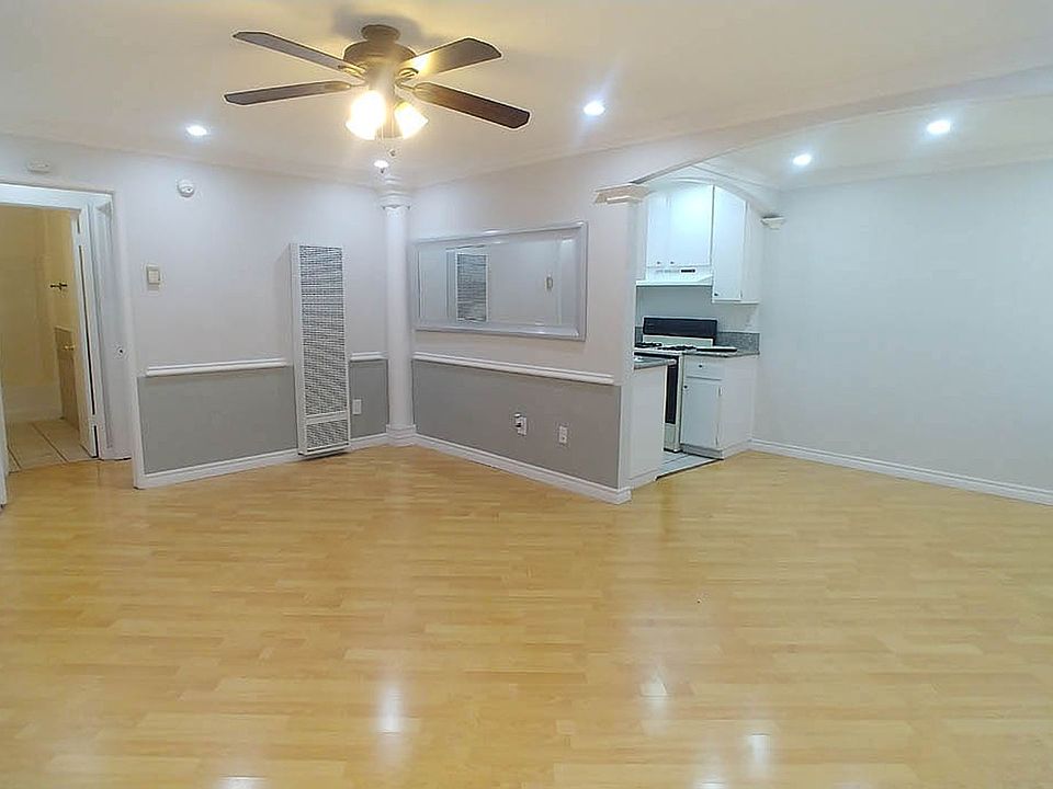 1st image of 11737 Vanowen St APT 212