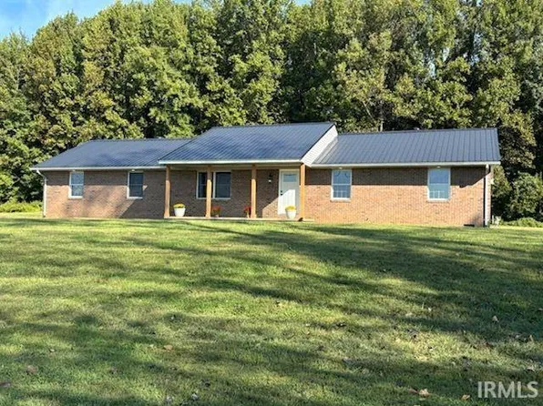 2660 W Chopline Dr, Rockport, IN 47635