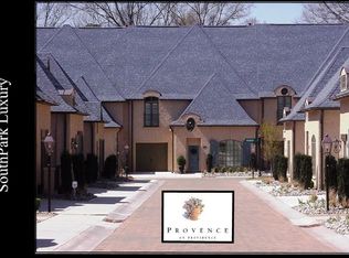 8809 Provence Village Ln, Charlotte, NC 28226