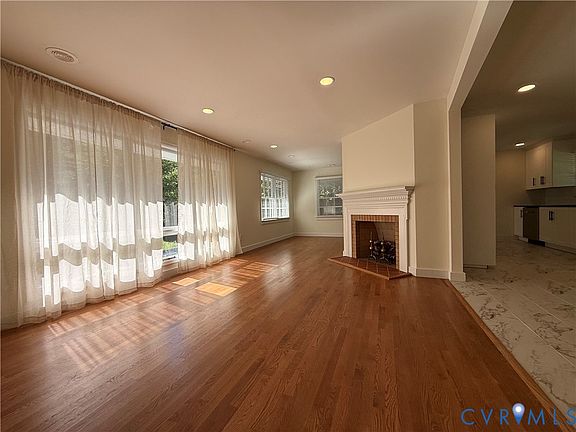 5th image of 3635 Spring Rd