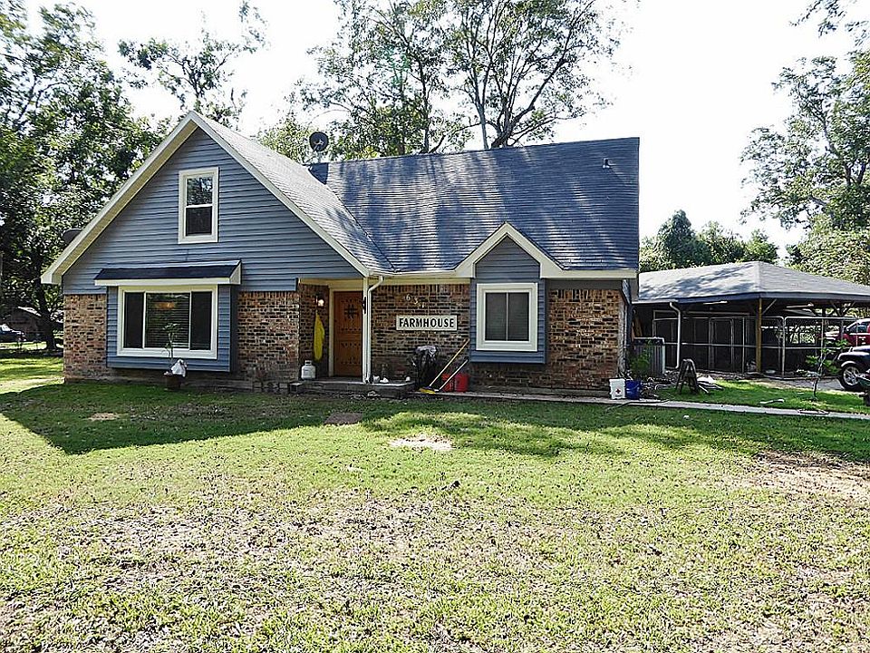 1st image of 631 Surrey Dr