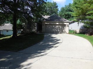 2805 Valley Rd, Cuyahoga Falls, OH 44223