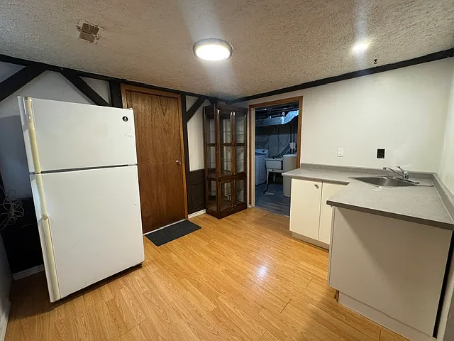 237 Veronica Dr — Photo 4