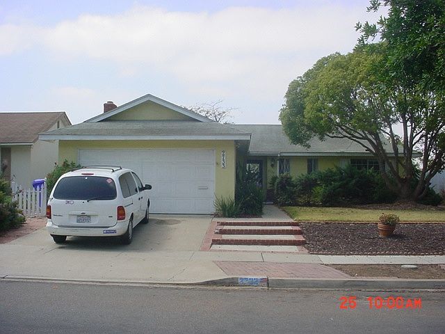 1st image of 2733 Caulfield Dr
