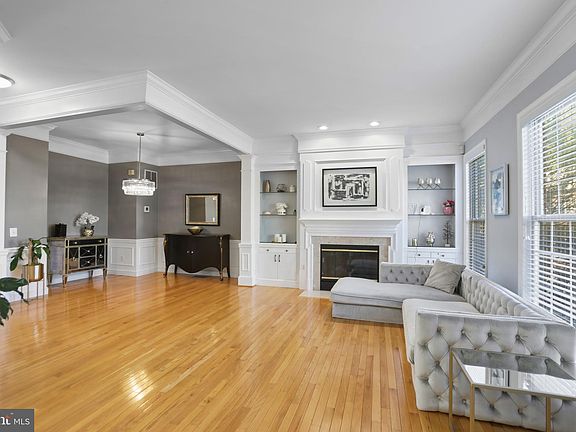 5th image of 7725 Heritage Woods Way