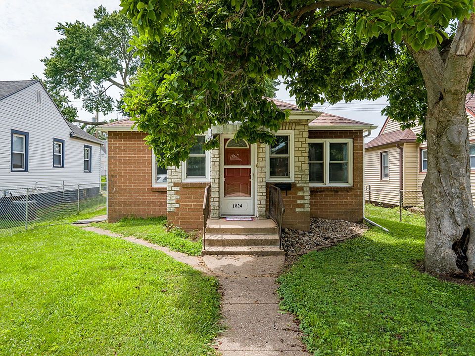 1st image of 1824 39th St