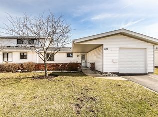 1105 Woonsocket Ct, Schaumburg, IL 60193