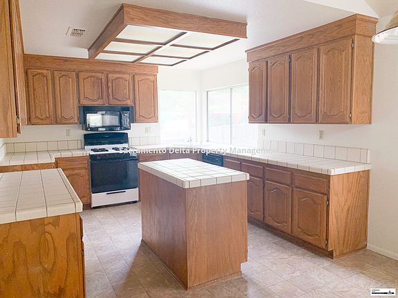 5th image of 5737 Laguna Quail Way