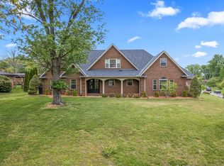 707 Woodlawn Dr, Cookeville, TN 38501