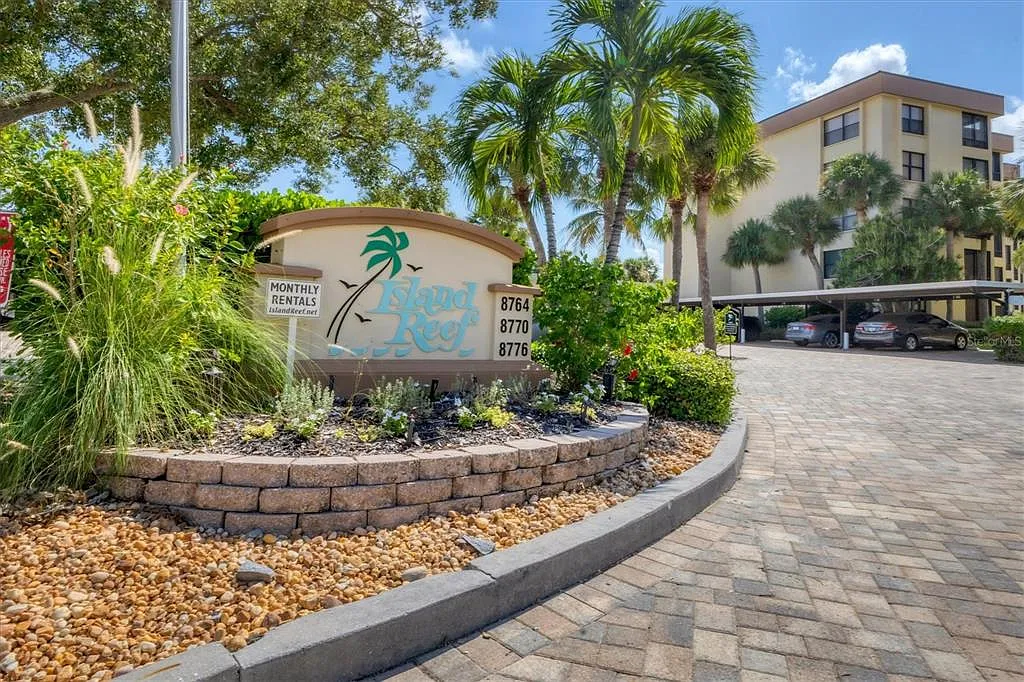 2 bed, 2.0 bath, 1338 sqft, $3,500 — Photo 3