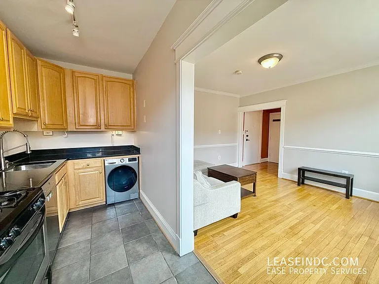 3024 Wisconsin Ave NW #204 — Photo 8