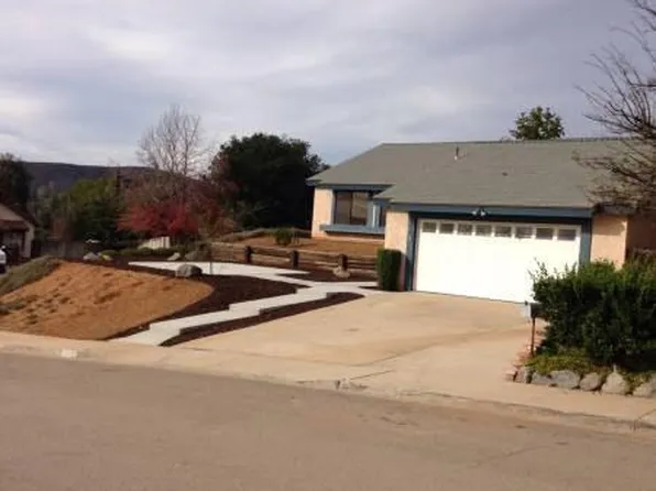 718 Brass Lantern Rd, San Marcos, CA 92069