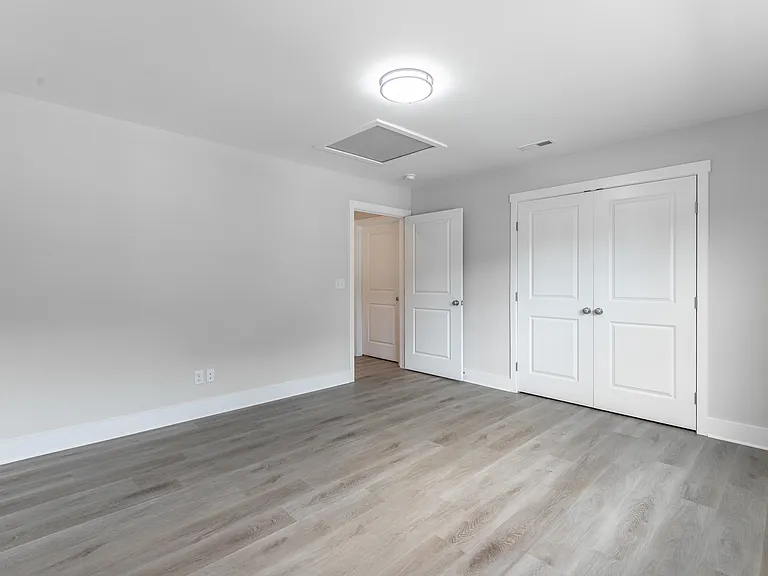 4688 Heiskell Dr — Photo 16