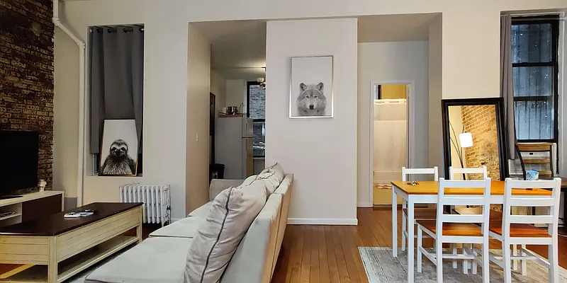 Rented by Owner | media 12