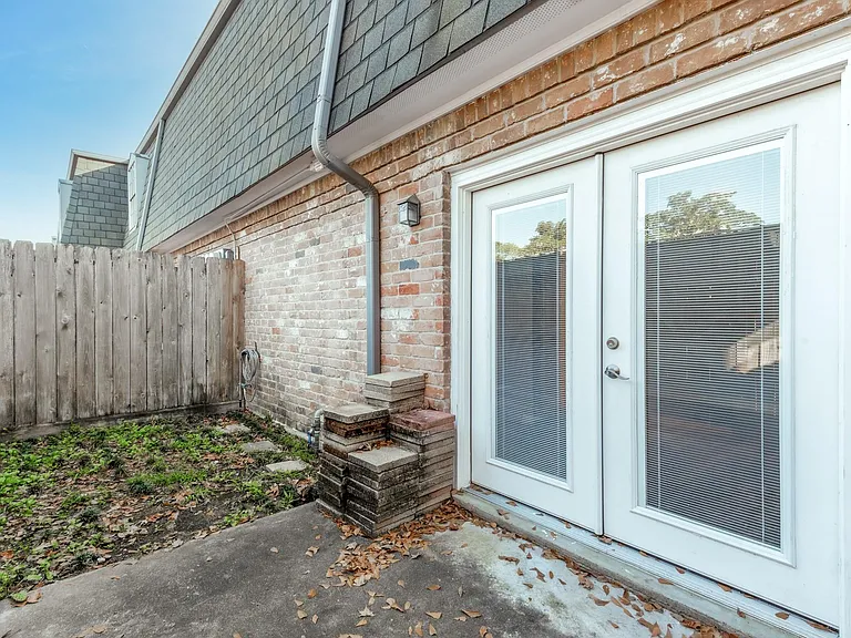 9029 Gaylord Dr #129 — Photo 15