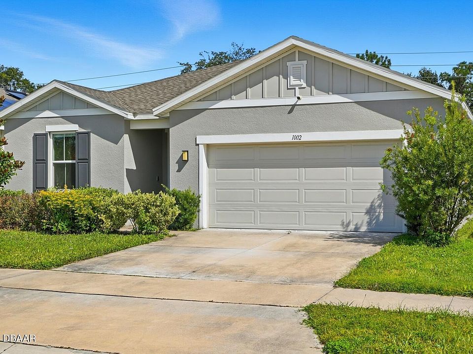 1st image of 1002 River Falls Cir