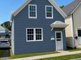 72 Pierce St, North Sydney, NS B2A1N4