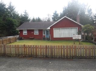 683 Copalis Beach Rd, Copalis Beach, WA 98535