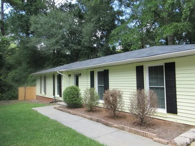5450 Brookview Dr — Photo 35