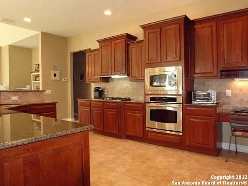 11902 Zacatecas Ct — Photo 6