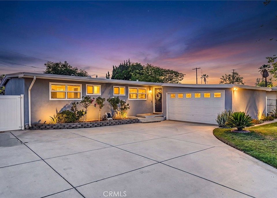 1st image of 3548 Everest Ave