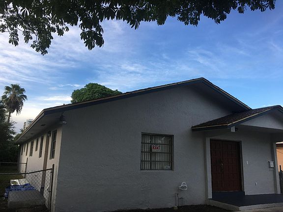 Potter has been removed as of 8/2. Side yard has been cleaned and prepared! Metal roof installation, and Impact windows/doors forthcoming over next few days!!