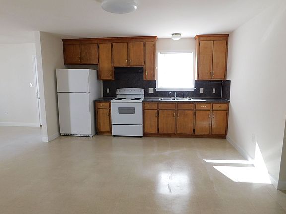 4th image of 305 S Dyer St