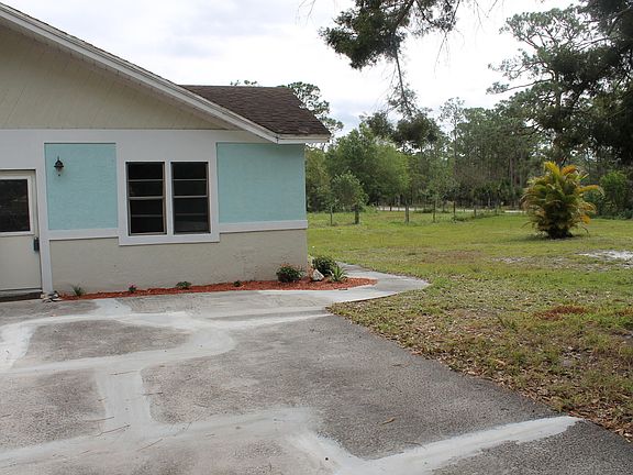 4th image of 7003 SW 39th St
