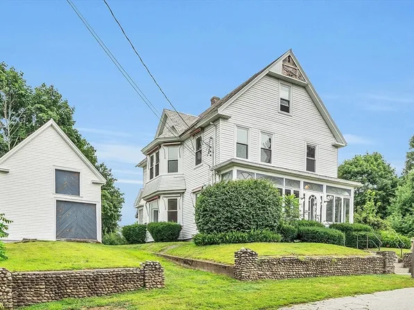 78 Thorndike St, Fitchburg, MA 01420