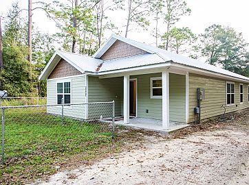 1st image of 5093 NE 140th Ct