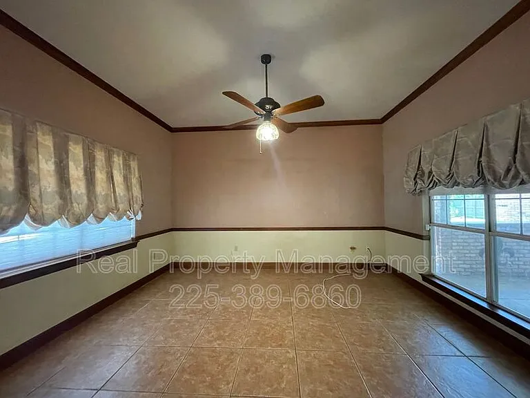 1022 Wooddale Blvd — Photo 17